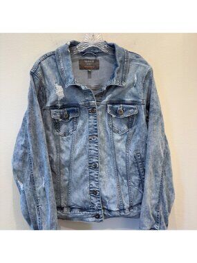 Torrid Women’s Plus Size 2 Denim Trucker Jacket Light Blue Distressed Bohemian